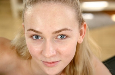 Centerfold-Modell nacktheit pornographische bilder