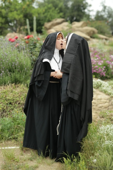 nun sexy xxx photos