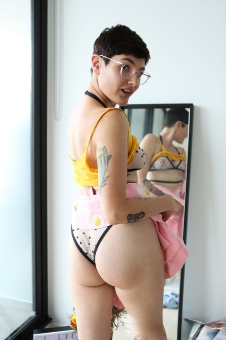 short hair glasses hd images