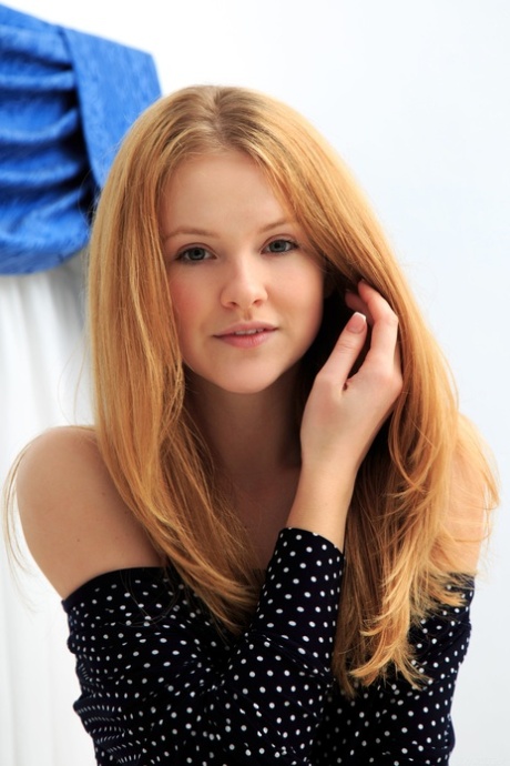pale teen beautiful naked img
