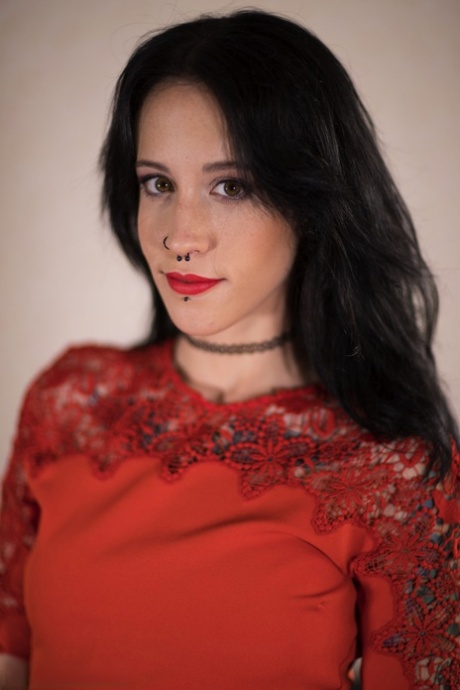 Lilyan Red model best photos