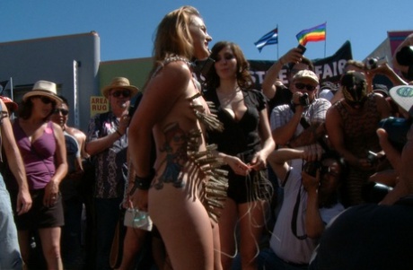 public bdsm free archive