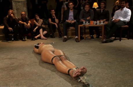 public bdsm hot pictures