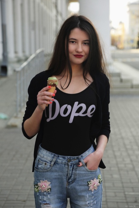 slim teen art porn images