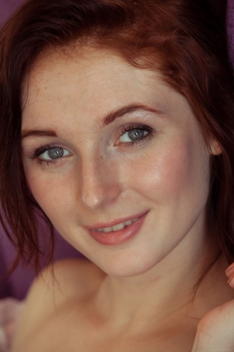 Leona Honey xxx actress pic