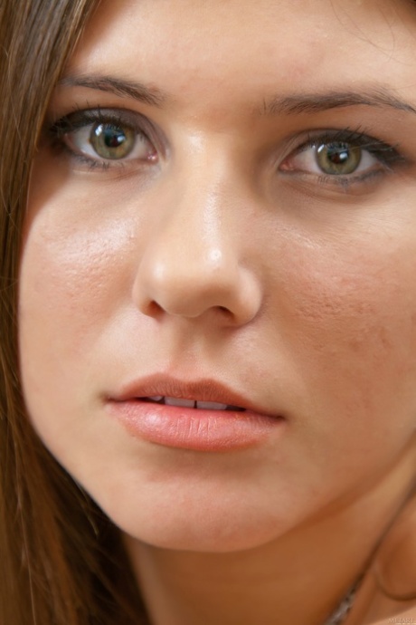 cute face naked archive