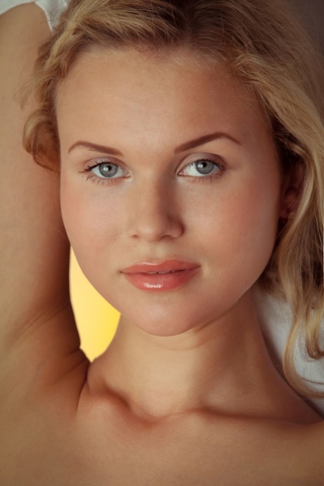 Caroline Abel nude pornstar pictures