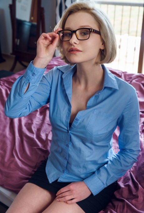 short hair glasses free naked img