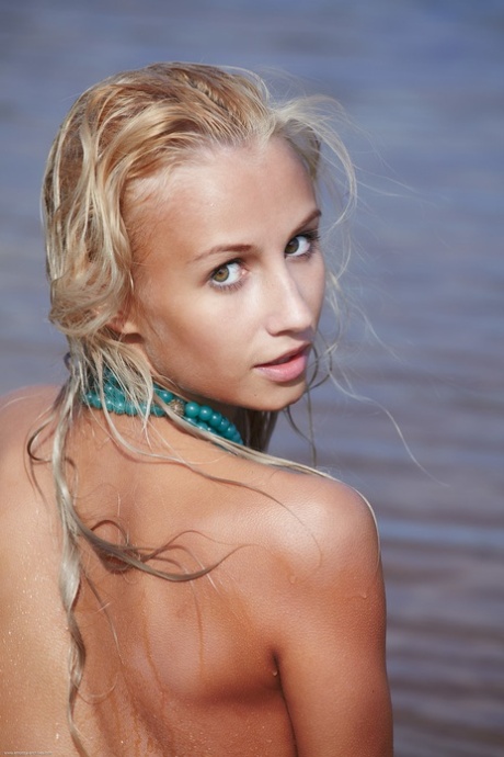 slim teen naked images