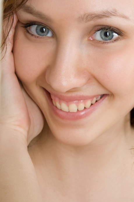 pretty face hot photos
