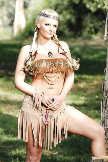 milf cosplay pornographic pictures