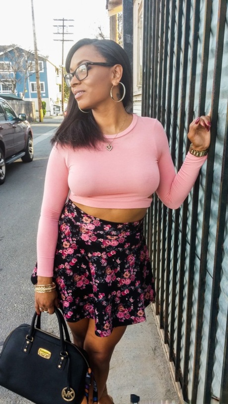 Porsha Carrera star exclusive photo