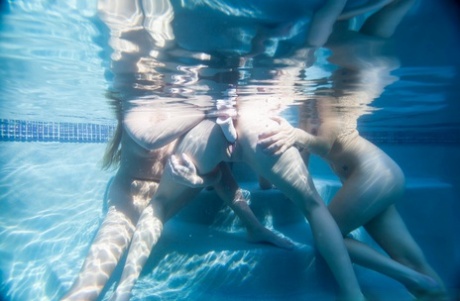 underwater nudes images
