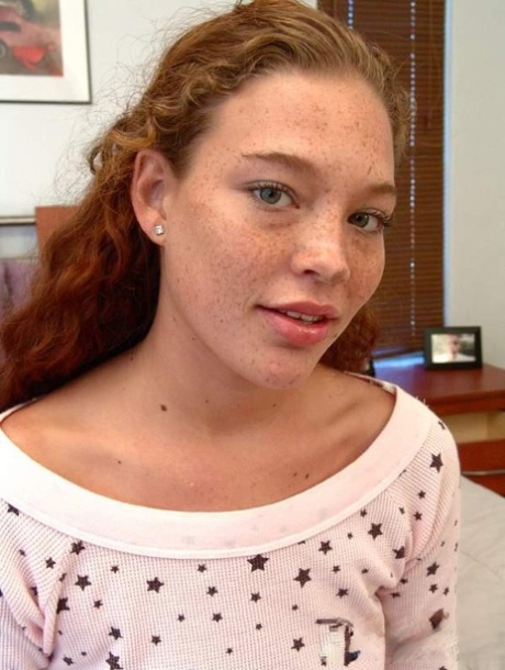 freckled teen sexy nude pictures