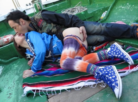 asian kissing beautiful xxx gallery
