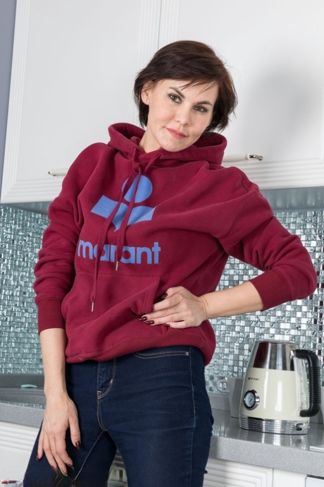 mature jeans art naked galleries