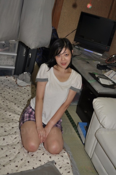 hairy japanese sexy naked gallery