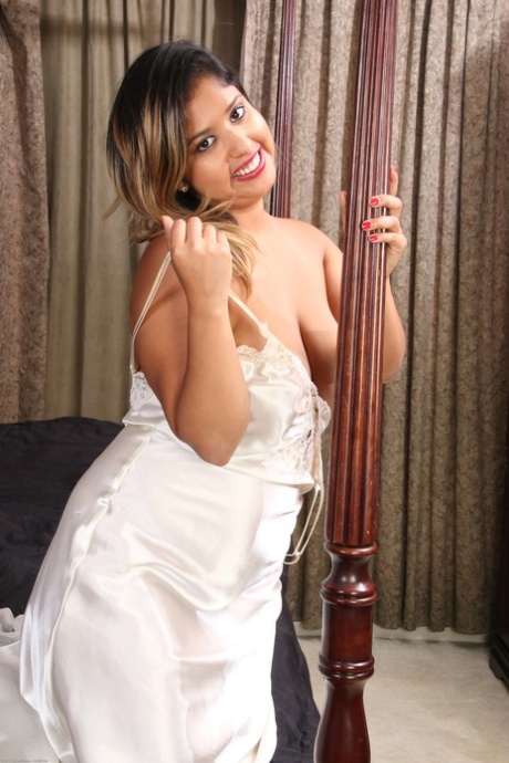 chubby mature latina beautiful porn picture