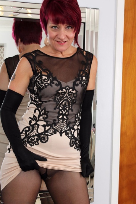 mature pantyhose hot xxx archive
