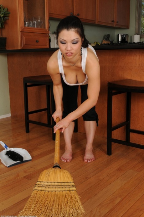 mature asian milf free porn images