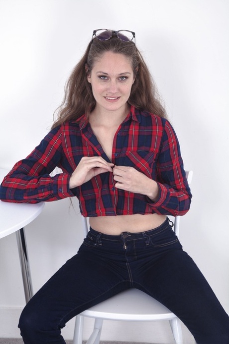 skinny jeans sexy nude gallery