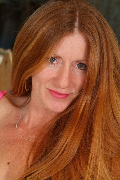 redhead cougar porn image