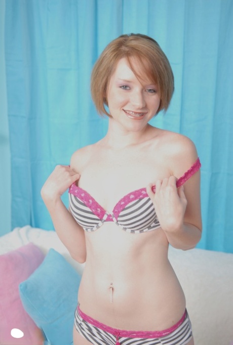 tiny redhead beautiful pics