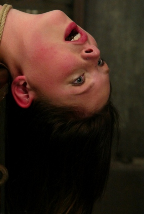 brunette blue eyes art xxx pic