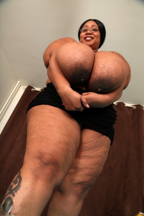 black bbw hot naked picture