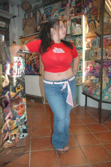 Devyn Devine star adult pictures