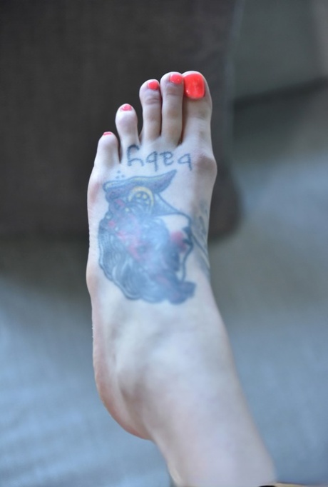 long toes pornos picture