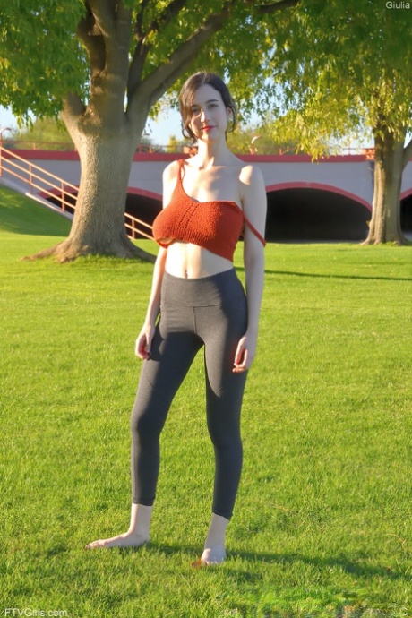 amateur yoga pants hot xxx pics