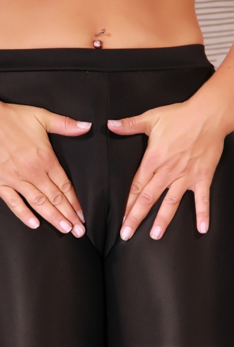 amateur yoga pants nudes image
