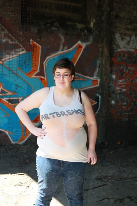 chubby jeans free sexy pics