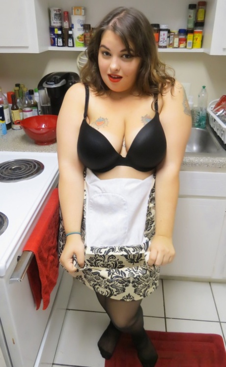 bbw pantyhose nude photo