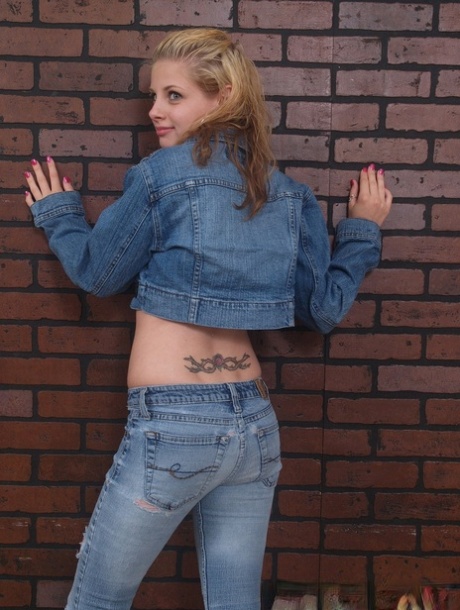 Lil Candy pornographic actress image
