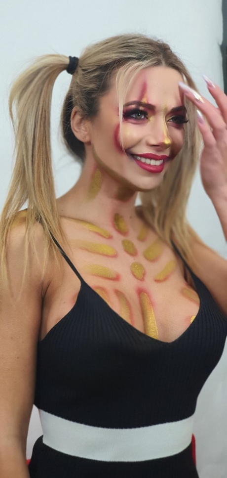 Shalina Devine star pornographic gallery