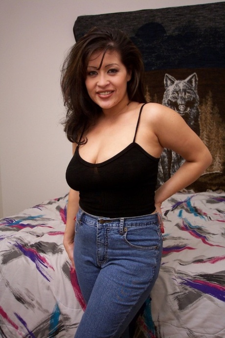 topless in jeans free porn pic