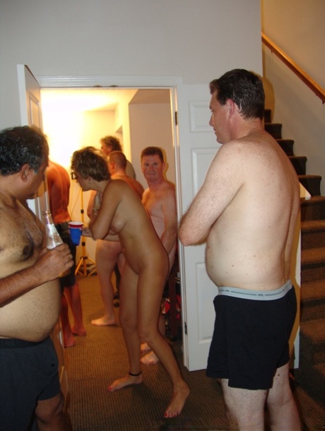 amateur swingers top pics