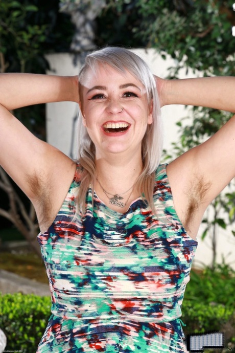 Bratty Wolfie exclusive actress img