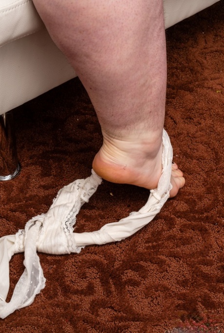 bbw feet adult picture