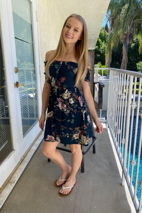 feet sandals beautiful porn photo