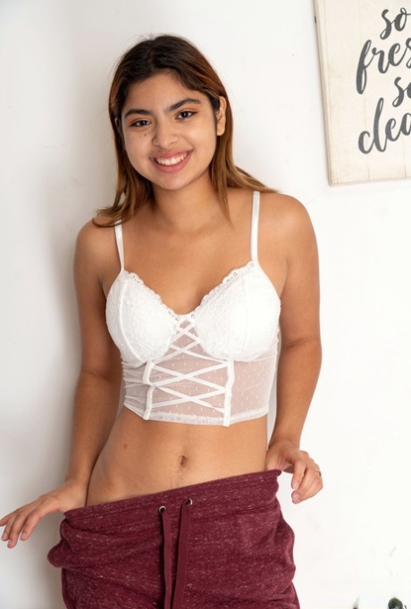 latina babe pornographic pic