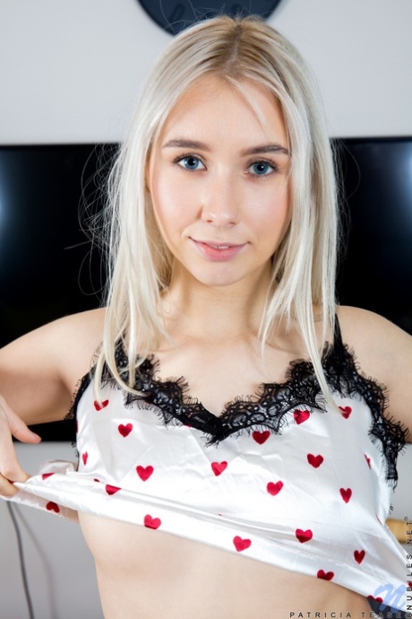 Lil Karla sex model pic