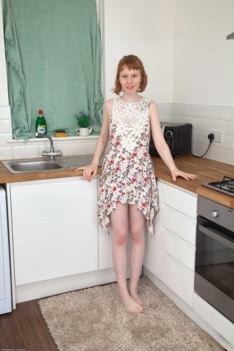 short red hair free pictures