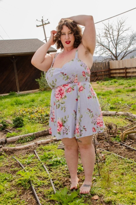 curvy mom art porn galleries