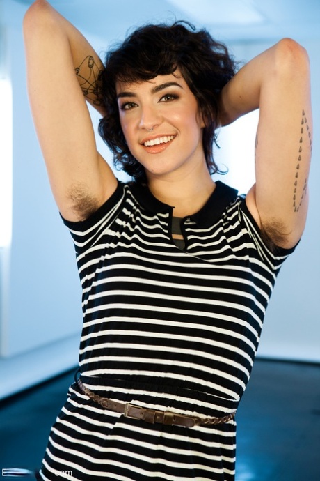 hairy armpits pornographic photos