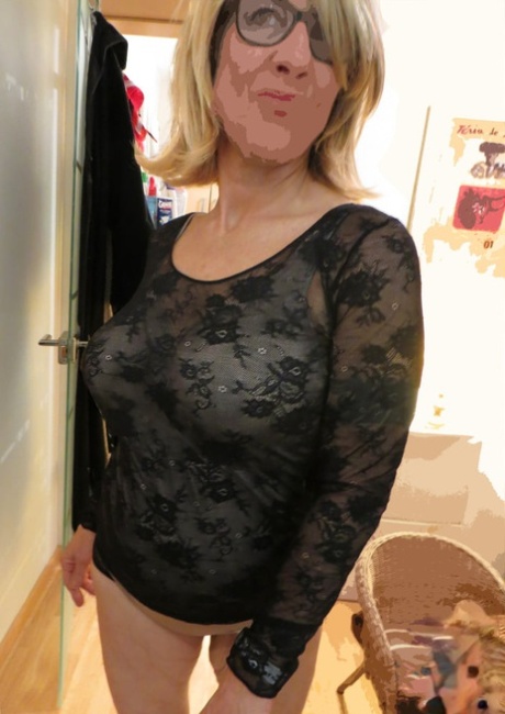 chubby short hair porno photo