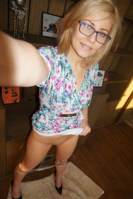 sexy selfie beautiful picture