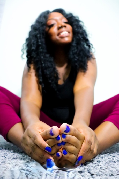 yoga pants feet art porn galleries